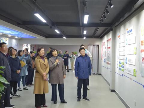 市人大向导来918博天堂集团视察“职工之家”建设情形